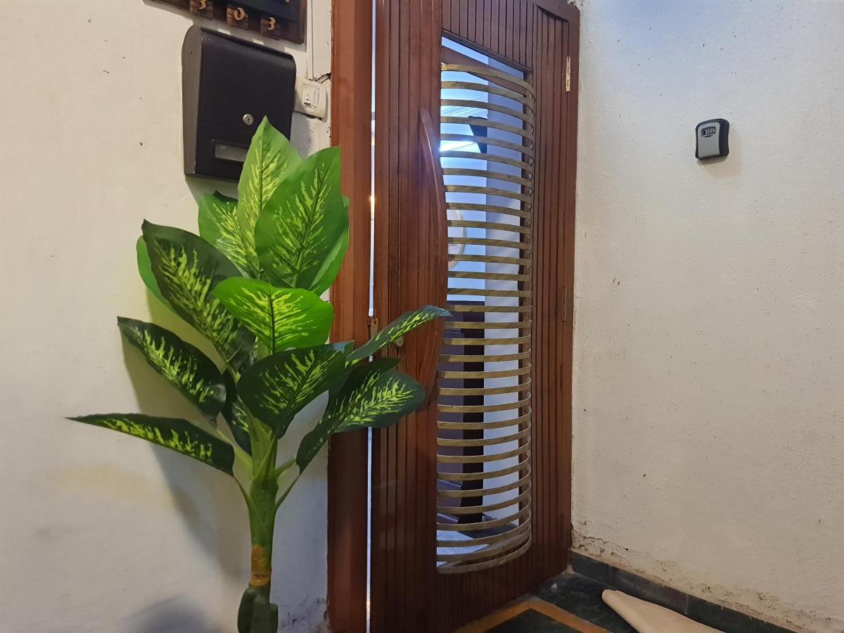 Osi Apartments Perry Cross Bandra West Mumbai Luaran gambar